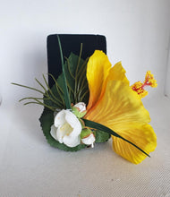 Load image into Gallery viewer, Hibiscus Hair Flower in Yellow