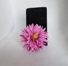 Load image into Gallery viewer, Fuchsia Filler Hair Flower