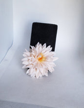 Load image into Gallery viewer, Beige Filler Hair Flower
