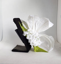 Load image into Gallery viewer, Single Lily Hair Flower in White
