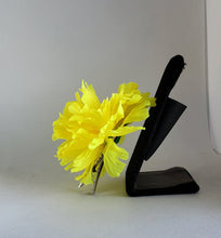 Load image into Gallery viewer, Carnation Hair Flower in Yellow