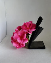 Load image into Gallery viewer, Geranium Cluster Hair Flower in Fuchsia