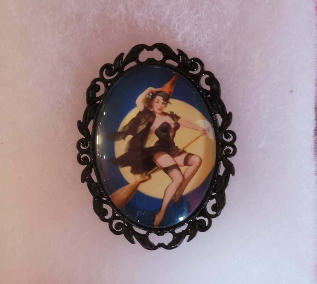 Pinup Cameo (Style 2)