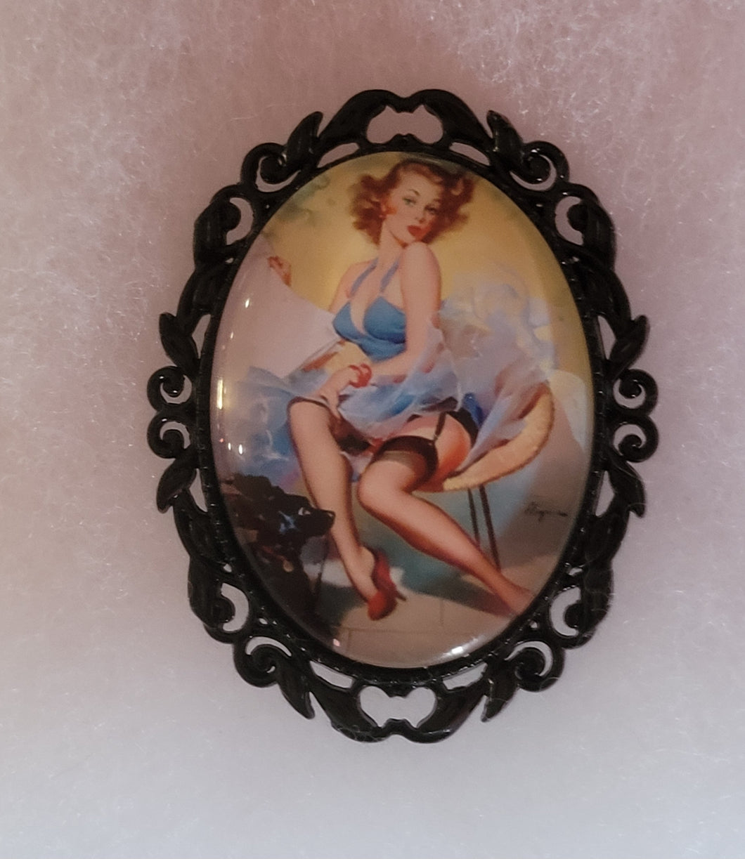 Pinup Cameo (Style 4)