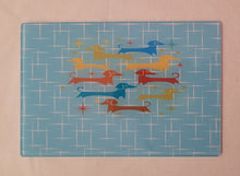 Load image into Gallery viewer, Mid Century Inspired Dachshund Nightlight
