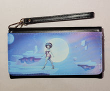 Load image into Gallery viewer, Pinup Alien Wristlet/Wallet/Crossbody
