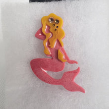 Load image into Gallery viewer, Mermaid Brooch in Buttercup and Pink
