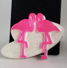 Load image into Gallery viewer, Retro Double Flamingo Brooch in pink and white
