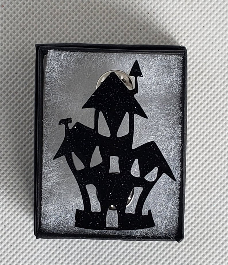 Haunted House Brooch in black