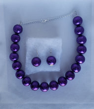 Load image into Gallery viewer, Acrylic and Glitter Gumball Bead Earrings and Necklace Set in Purple
