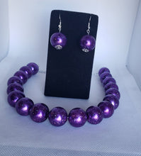 Load image into Gallery viewer, Acrylic and Glitter Gumball Bead Earrings and Necklace Set in Purple
