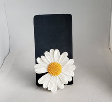 Load image into Gallery viewer, Daisy Brooch in Shimmery White and Golden Yellow
