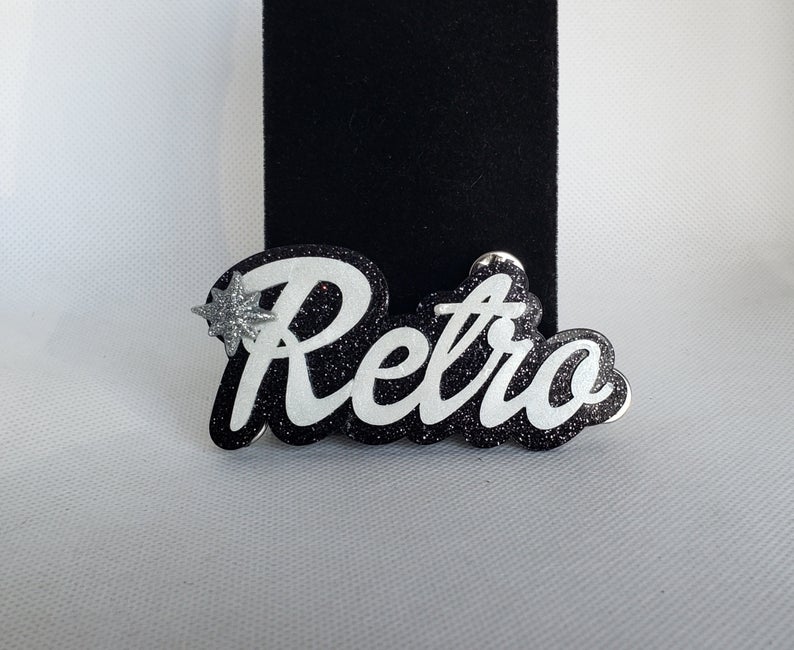 Retro Brooch in Shimmery White and Black