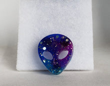 Load image into Gallery viewer, Galaxy Alien Brooch
