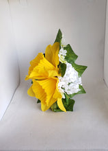 Load image into Gallery viewer, Double Daffodil and Ivy Hair Flower
