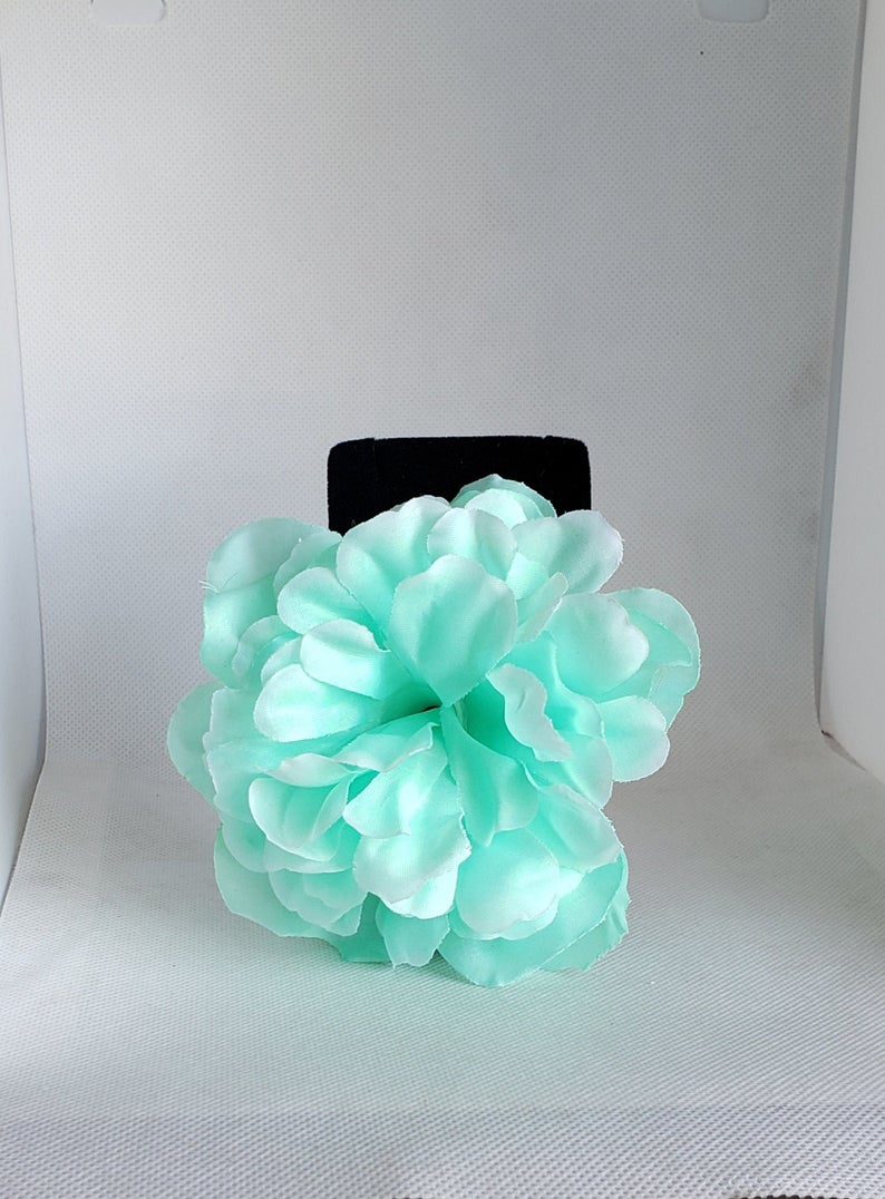 Aqua Hair Flower