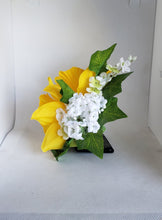 Load image into Gallery viewer, Double Daffodil and Ivy Hair Flower
